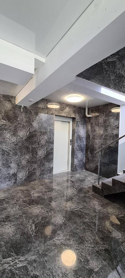 Marble Studio Bucureşti Exterior foto